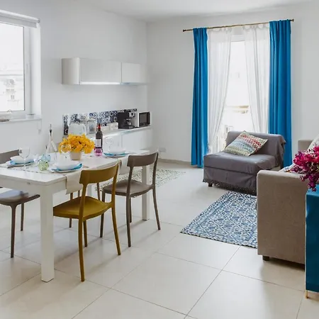 Sliema, Savoia Luxury For 5 Guests * Gzira