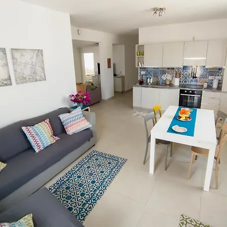 Appartamento Sliema, Savoia Luxury For 5 Guests Gzira