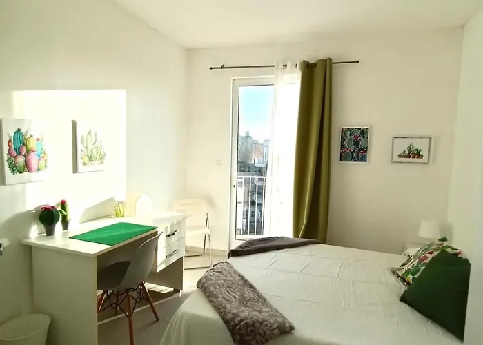 Sliema, Savoia Luxury For 5 Guests * Gzira